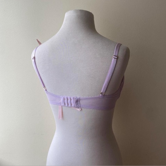Victoria's Secret Dream Angels Lavender Lace Bra - Picture 3 of 4